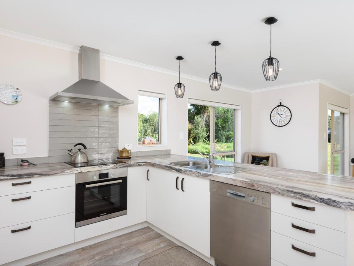 Modern Beach Break - Waihi Beach Holiday Home 外观 照片